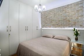 Elegancia e Conforto no Centro com garagem e Internet 50MB